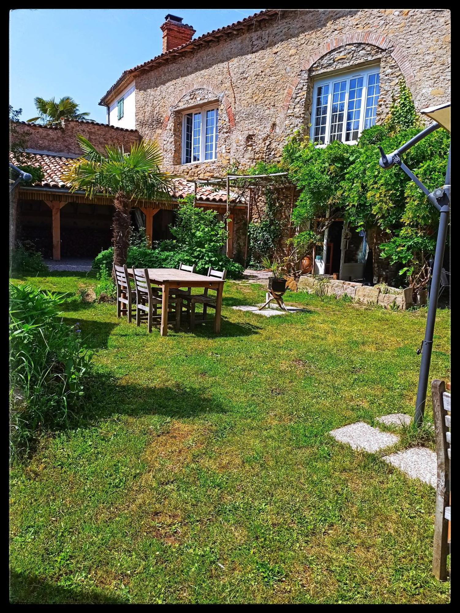 Le Dinanga Léran Exterior foto